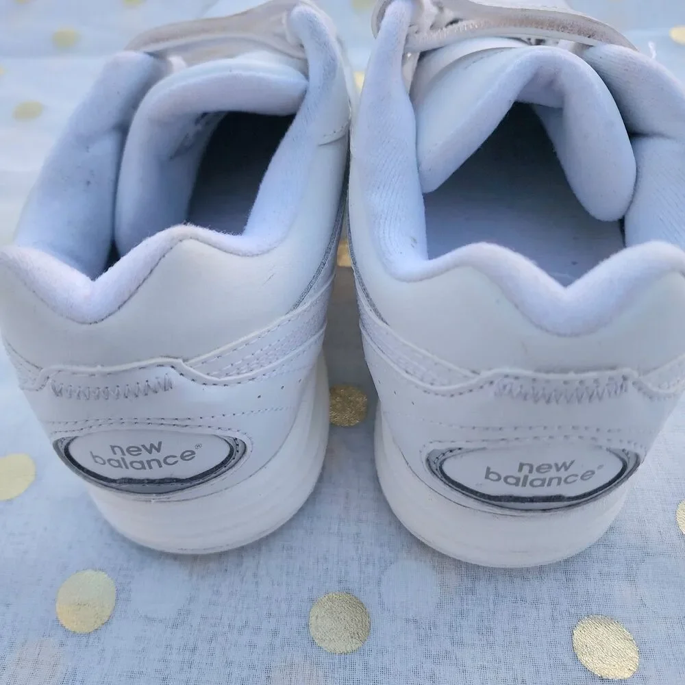 Women’s New Balance Cushioned White Walking Athletic Shoes Size 8.5